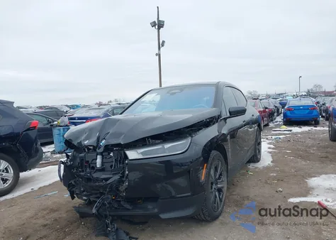 2024 BMW Ix xDrive50 z USA, uszkodzony, nr VIN WB523CF04RCN76514